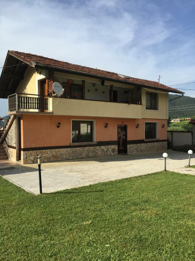 Villa Paradise Beli Iskar Eksteriør billede